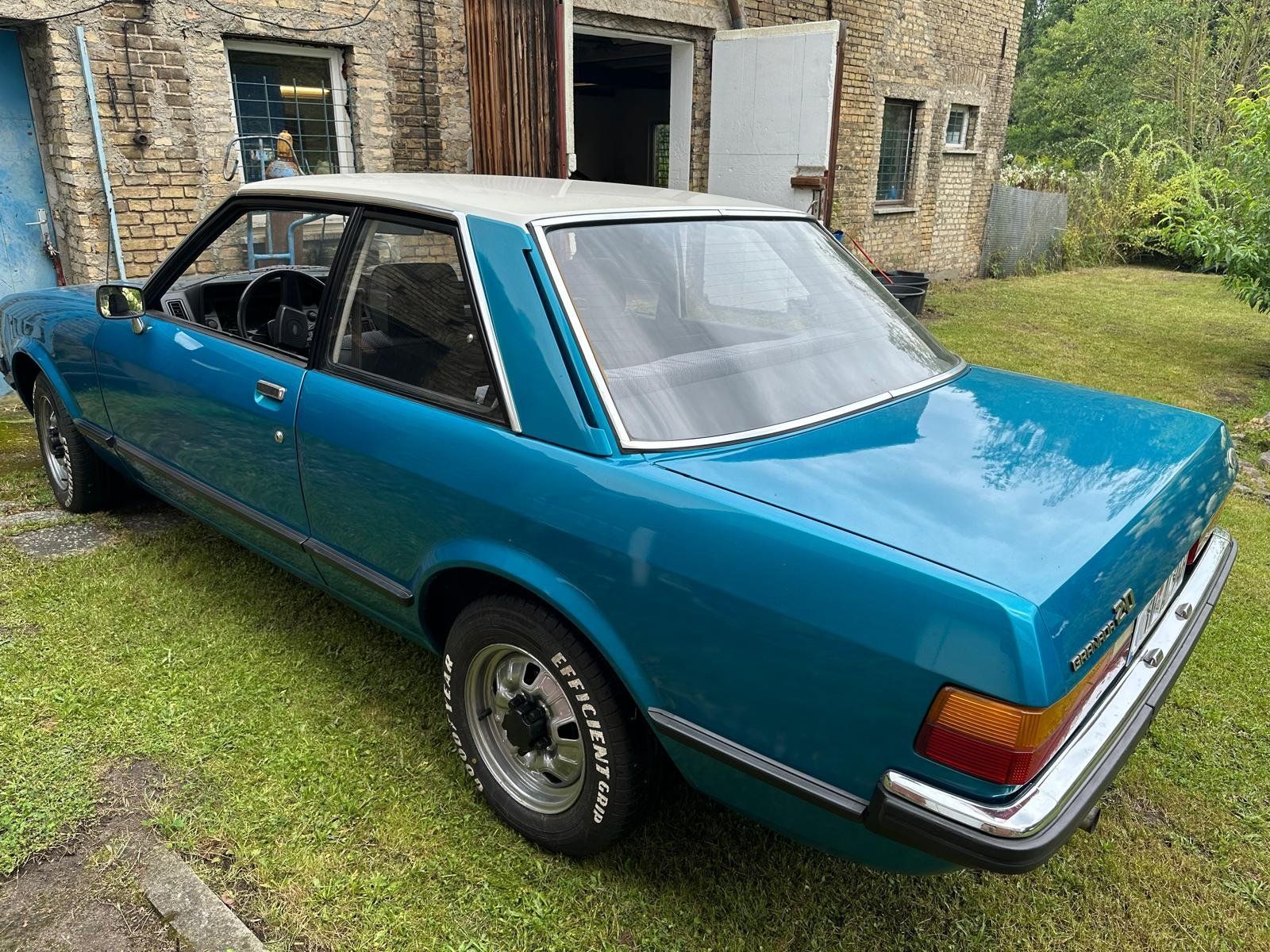 Granada Coach 2.0 1978